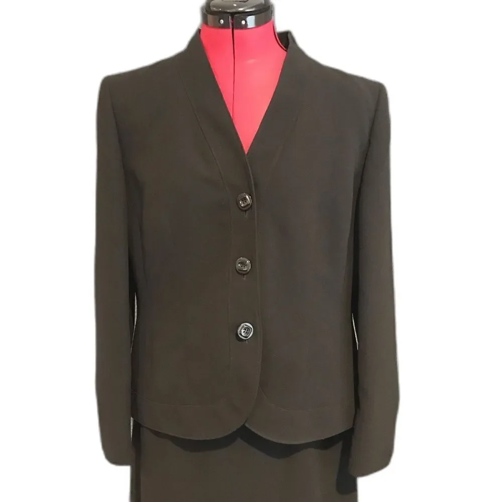 Suit Studio Skirt Suit Women Petite Size 12P Black 2-Piece Blazer and Skirt Set